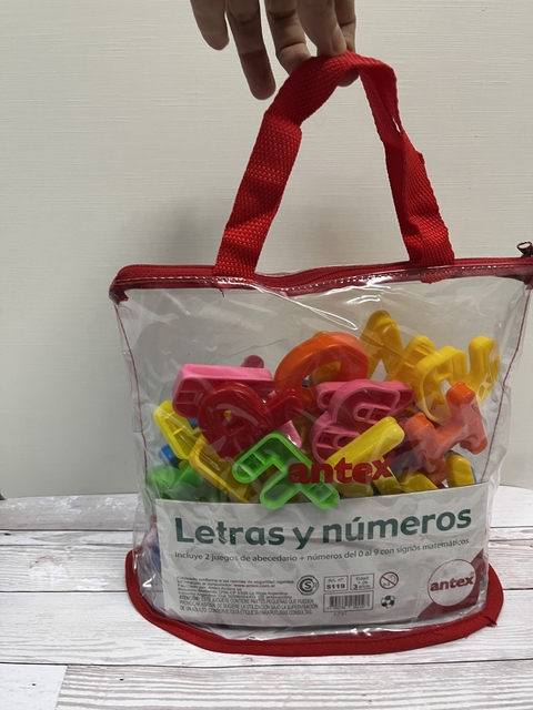 Set letras y numeros
