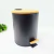 Lixeira Tampa Bambu 5L Preta Redonda Banheiro Cozinha - comprar online