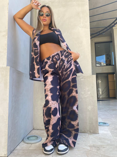 Conjunto SAVAGE - Chaleco y Pant - comprar online