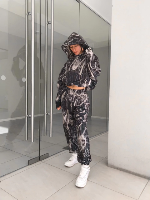 Buzo Oversize Reptil MB- Black