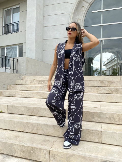 Chaleco Crepe Galaxy Black