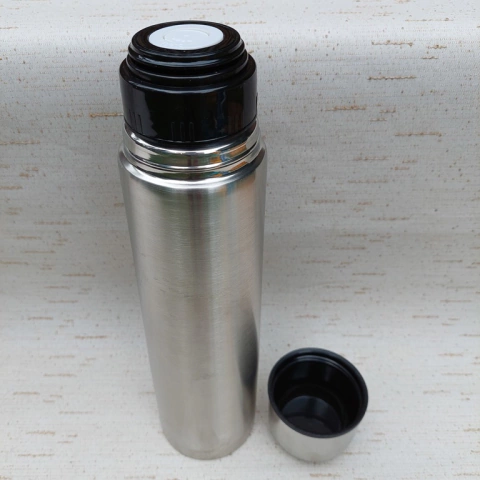 T12 - Termo Acero Inoxidable de 1 litro tipo bala