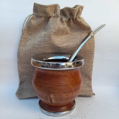 SM90 - Oferta Mate Algarrobo y Acero + Bombilla Acero + Bolsita Arpillera