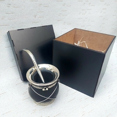 OF52 - Set de Mate Premium algarrobo y alpaca en Caja