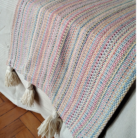 Peseira Tear Algodão c pompom 0,45x2,20m Arco Íris Colorido Cru Pompom