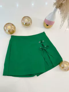 Shorts saia Ilhós - Verde na internet
