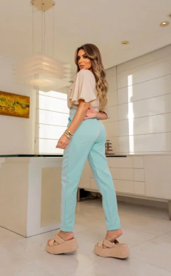 Calça alfaiataria cinto - Azul - bybnstore