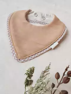 Babero Vicente en internet