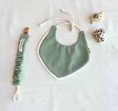 Babero Nicasio en internet