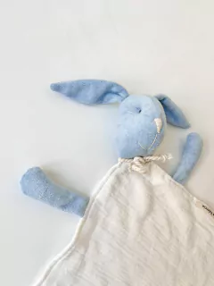 Muñeco de apego Rabbits combinado - Clara Valencia Petit