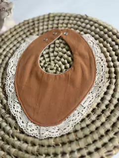 Babero Aurora - comprar online