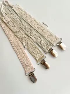 portachupete nina en internet