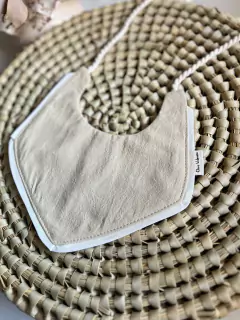 Babero Nicasio - Clara Valencia Petit