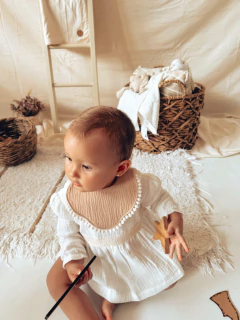 Babero Flor - tienda online