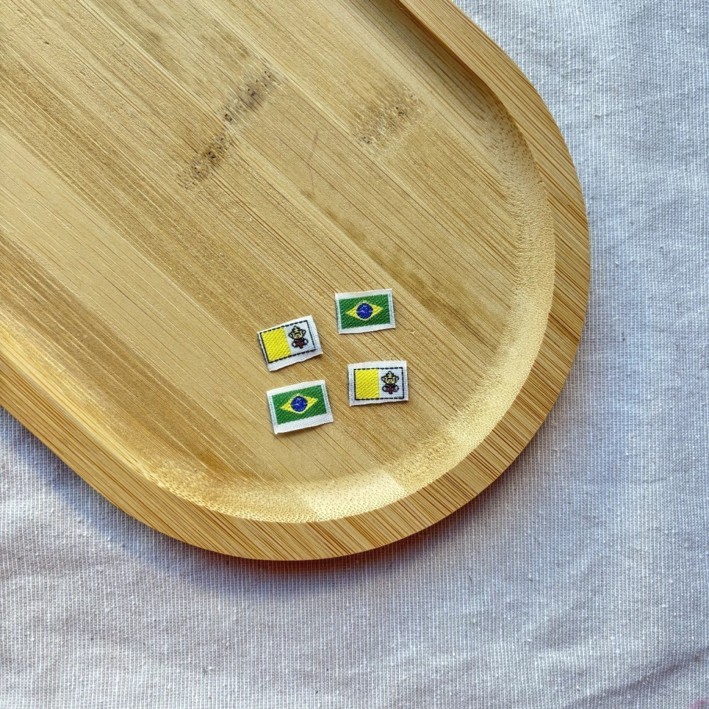 Bandeira do Brasil e do Vaticano