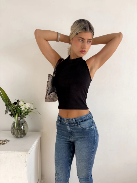 Top ribb escote halter con cuello media polera y espalda descubierta Bayshore - comprar online