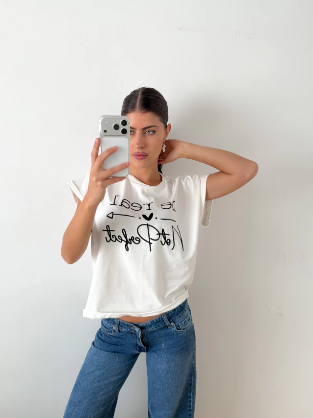 Remera amplia manga rebatible Be real — imagen 3