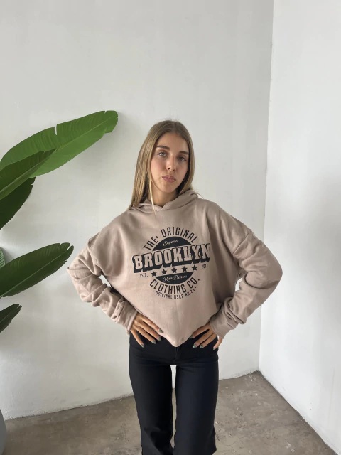 Buzo rustico premium corto con capucha Broklyn en internet