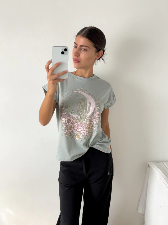 Remera amplia manga rebatible Cactus — imagen 2