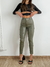 Pantalon bengalina engomada con recortes y pinzas Fara - BENKA