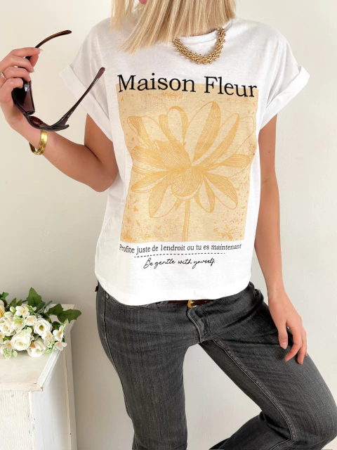 Remera amplia manga rebatible Maison fleur - comprar online