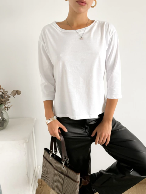 Remera jersey escote redondo, ancha, manga 3/4 Miller - comprar online