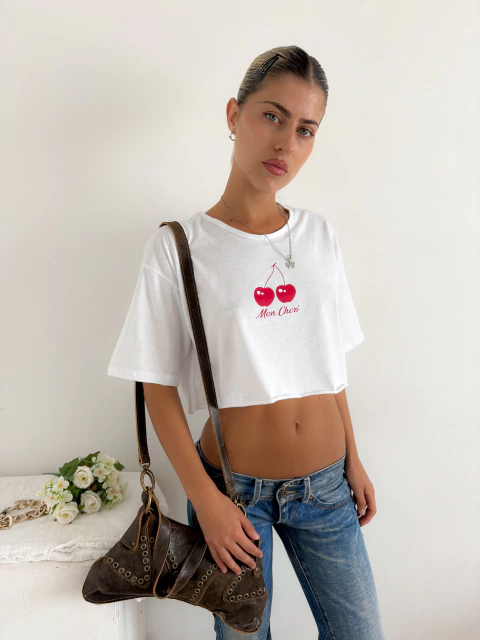 Remera oversize de algodón con terminación al corte Mon cheri monper - comprar online