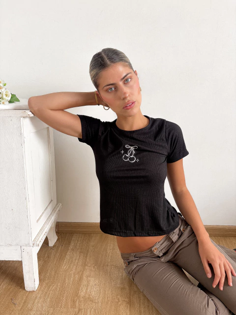 Remera morley con bordado Moño - comprar online