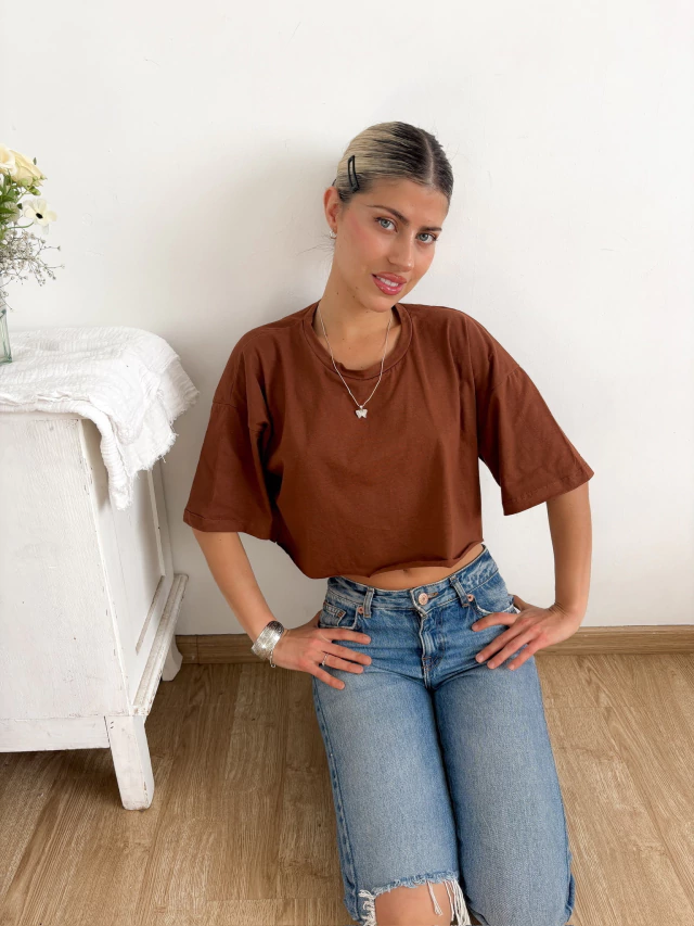 Remera oversize de algodón con terminación al corte Peroni — imagen 21