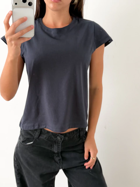 Remera jersey manga volado Ursula - comprar online