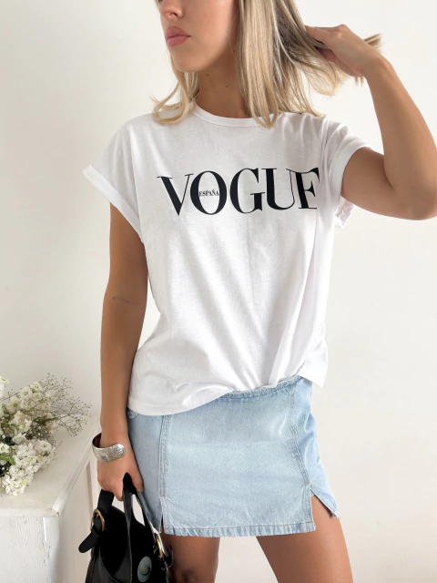 Remera amplia manga rebatible Voguesp - comprar online