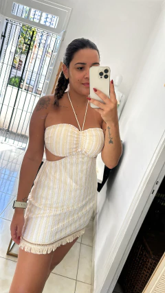 Vestido de renda praiano Luana na internet