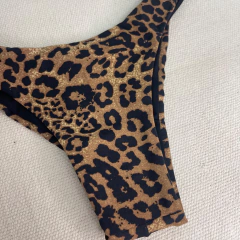 Calcinha Asa Delta Onça Érika - comprar online