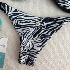 Biquíni Aro Duplo Zebra Bruna na internet