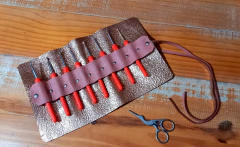 jogo 8 agulhas estojo e tesoura - comprar online