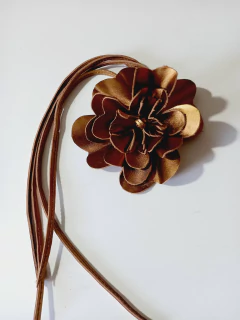 flor couro legítimo