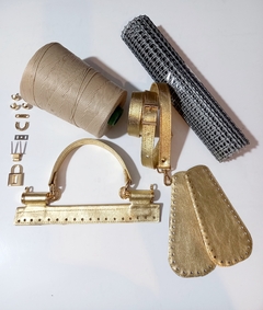 Kit material completo Dolce Elo dourado e linho