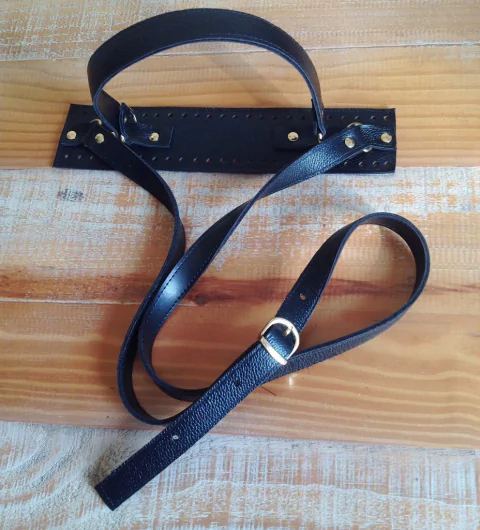 Alça carteiro tiracolo couro preta