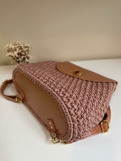 kit mochila couro Fiorella caramelo - dalumachado