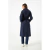 TRENCH A LA RODILLA CON LAZO AZUL MARINO - comprar online