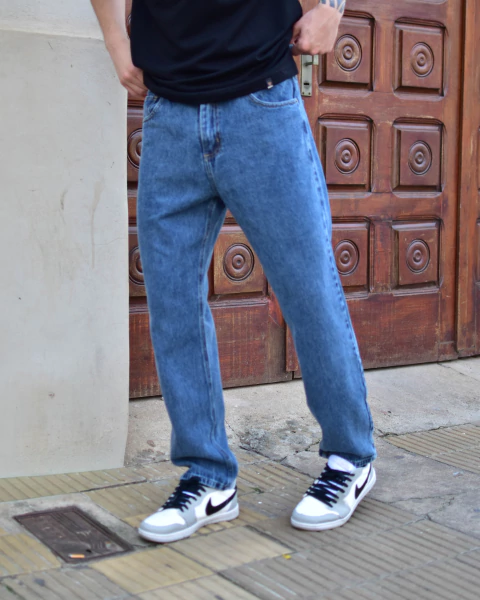 JEANS MOM BRUNA AZUL