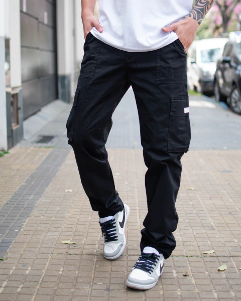 PANTALON CARGO RAMBO III NEGRO - comprar online
