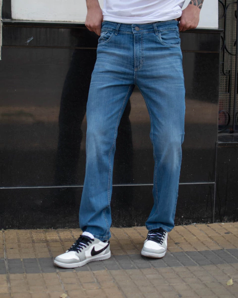 JEANS RECTO ALVEAR - comprar online