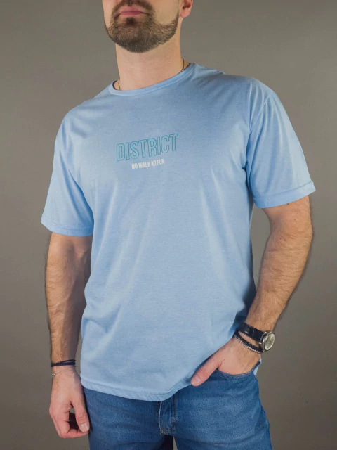 REMERA OVER VIENA CELESTE