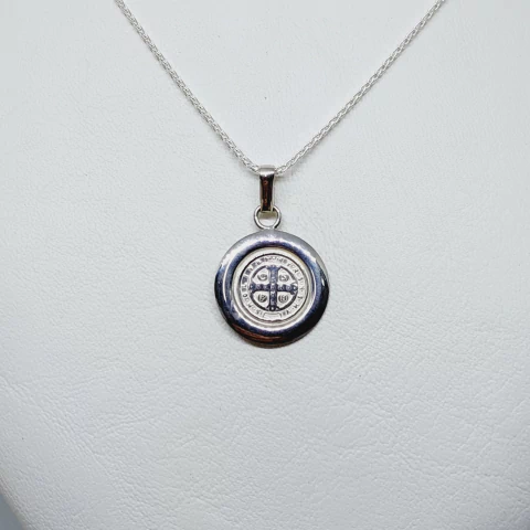 Dije San Benito 17mm