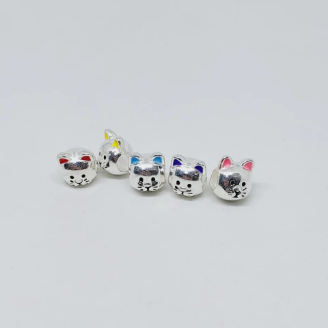 Dije Charm Gatito de Colores - comprar online