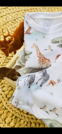 traje de baño selva en internet