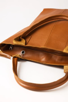 Cartera Alba Suela C/Cierre - comprar online