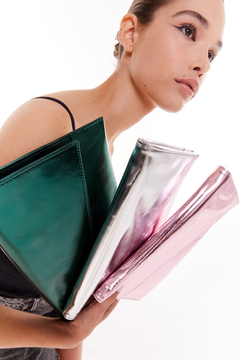 Sobre I Bandolera Cosmos Rosa Met - comprar online