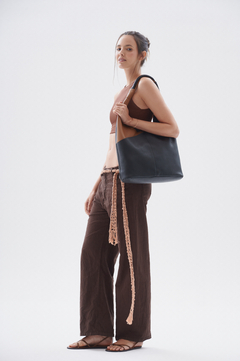 Pre Venta Cartera Antonia I Negro y Suela en internet